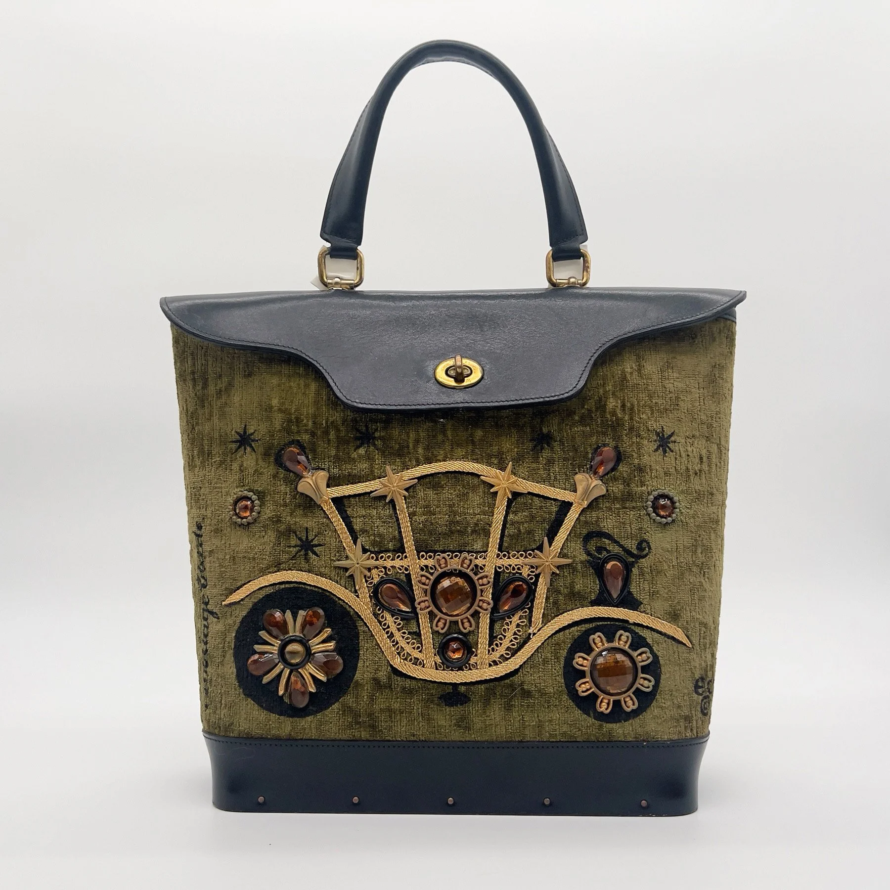 Finding Enid with LOVE - Elements with Enid: Bags in the Texture